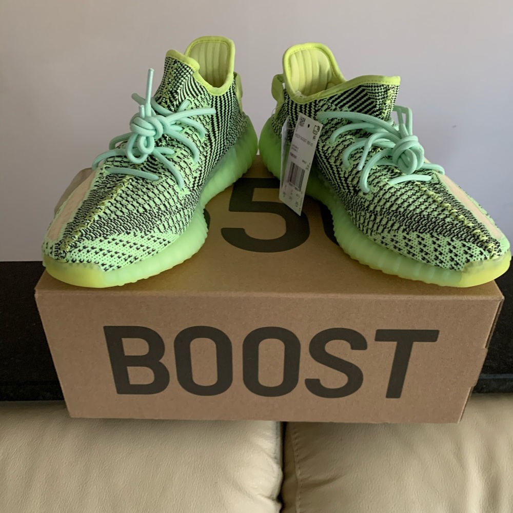 Yeezy boost 350 V2